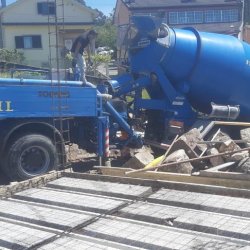 Obra em Britamontes